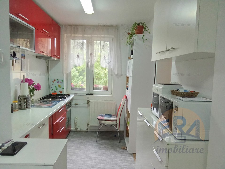 Apartament 4 camere,Rogerius, Str. Aleea Sulfinei