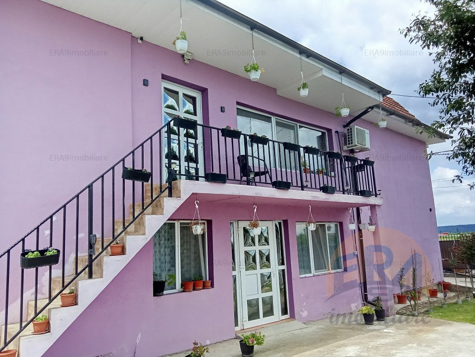 Casa Sacadat, Str. Principala