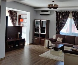 Apartament de vânzare 3 camere, în Focşani, zona Nord-Est