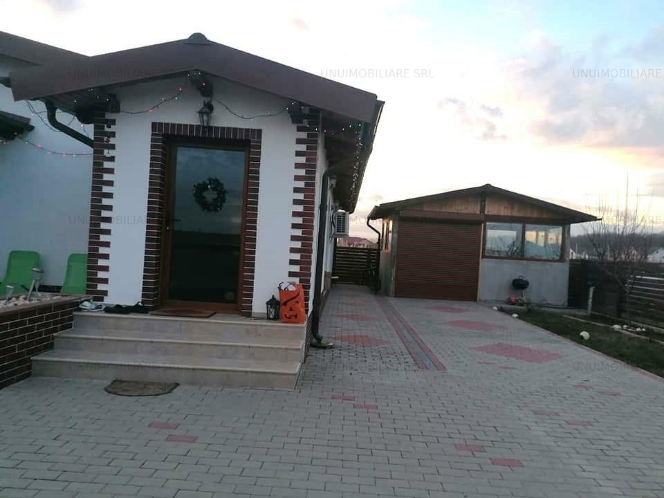 Casă cu 4 camere, zona Vânători /Vrancea