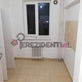 Apartament de vânzare 3 camere, în Bucureşti, zona Cantemir