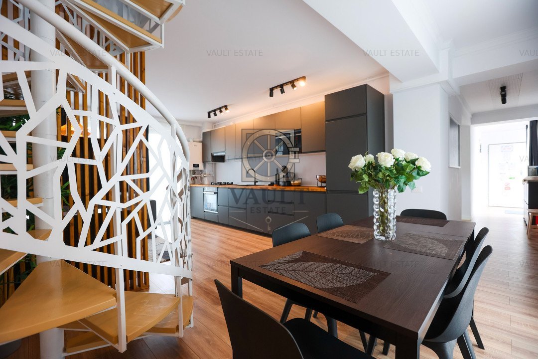 Apartament-Tip Duplex 5 CAMERE-Catedral Residence