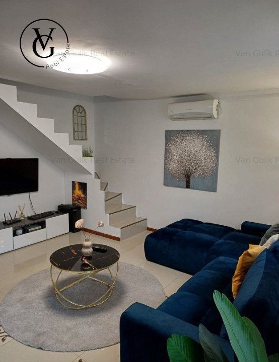 Casa de vanzare cu 5 camere in Valu lui Traian