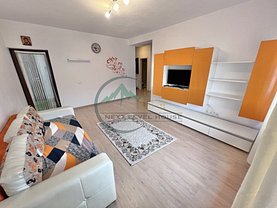 Apartament de vânzare 3 camere, în Sanpetru