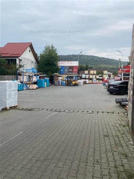 CLADIRE INDIVIDUALA ( SPATIU COMERCIAL) CU TEREN DE VANZARE IN ONESTI