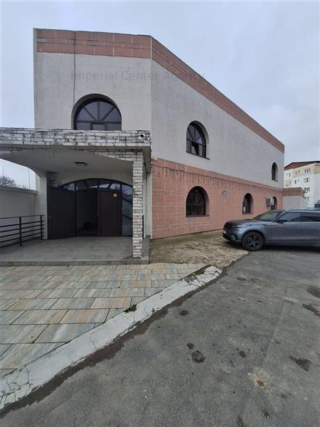 Restaurant + Spațiu de Joacă pentru Copii (1-8 ani), de Vanzare sau In