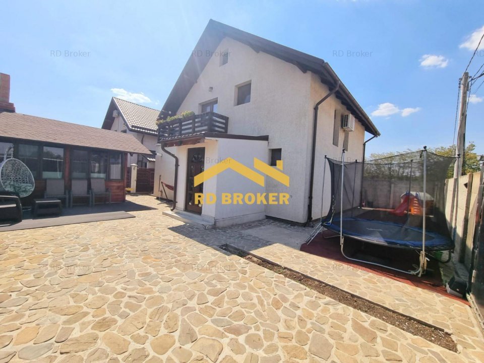 vanzare casa individuala 4 camere 2 bai mobilata utilata calitate