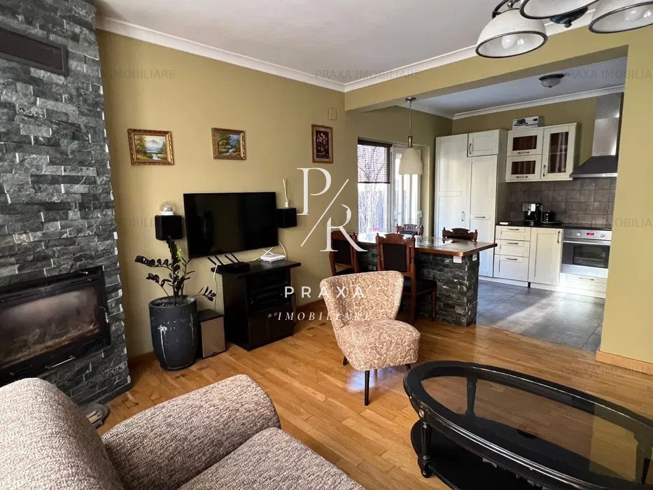 Duplex 110mp, mobilat utilat modern, 2 parcari, 4 camere, zona Sub Cetate!