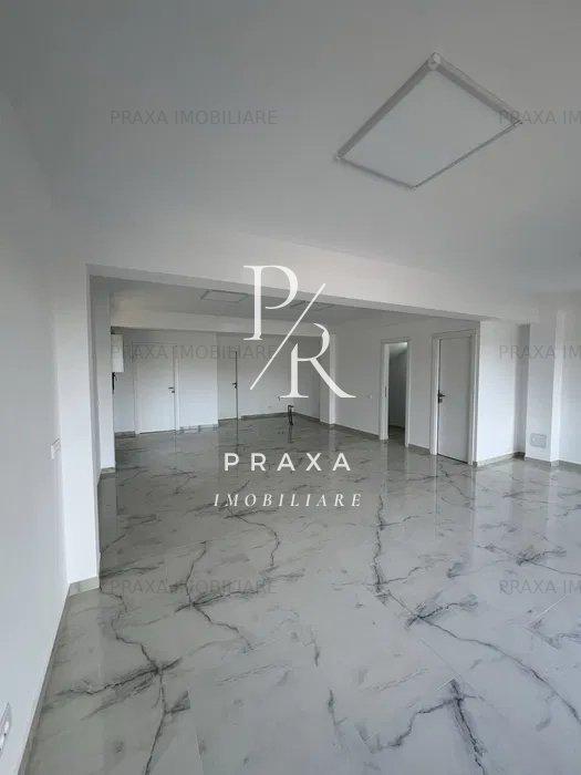 Spatiu comercial, 3 incaperi, 70 mp utili, 90 curte, 3 parcari, zona Terra!