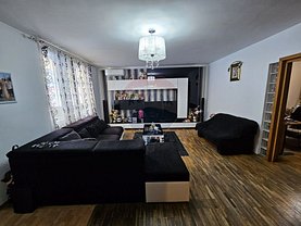 Casa de vânzare 5 camere, în Bucureşti, zona Petricani