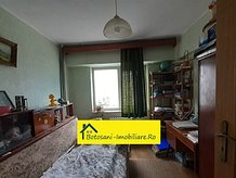 Apartament de vânzare 3 camere în Botosani, Central