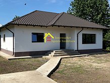 Casa 3 camere în Catamaresti