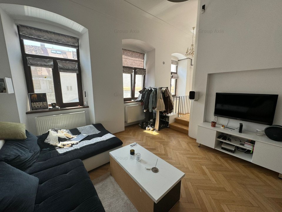 Apartament etaj 1, Piata Unirii