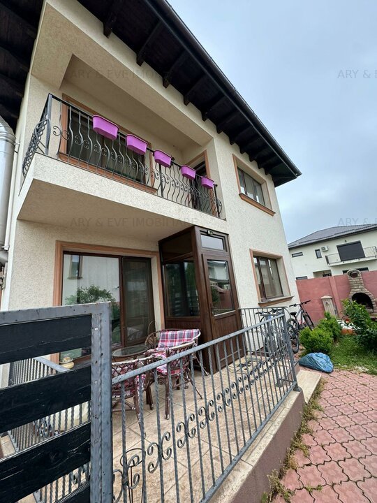 Vila Tunari, mobilata si utilata complet  cu foarte mult bun gust