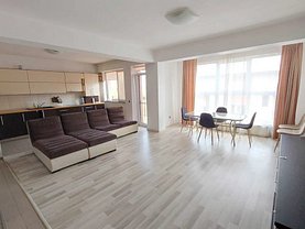 Apartament de vânzare 4 camere, în Floreşti