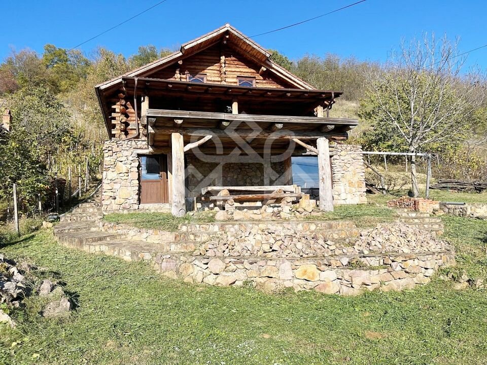 Casa de vacanta din busteni, zona superba la 27 km de Oradea