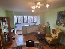Apartament de vânzare 3 camere, în Bucuresti, zona 1 Mai