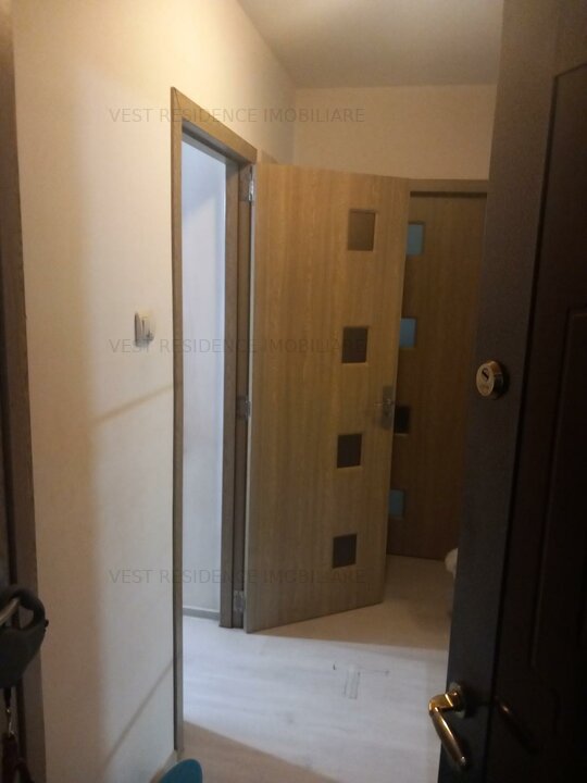 Apartament cu 3 camere. Complet mobilat si utilat. Comision 0