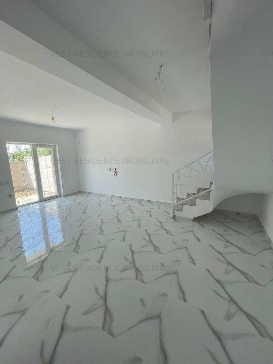 Casa tip triplex, toate utilitatile, mansarda locuibila