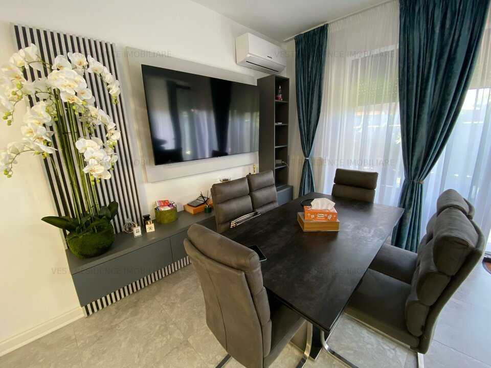 Casă tip duplex, mobilată complet, prima unitate din ansamblu!