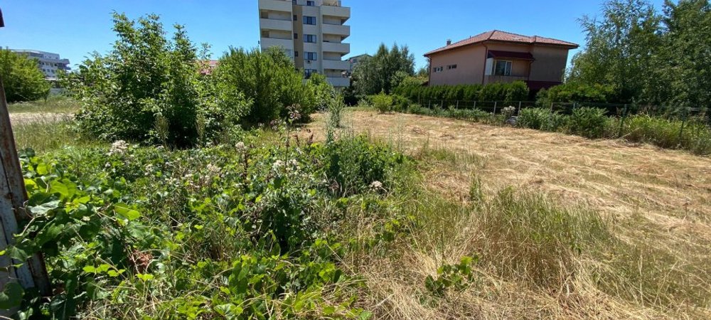 Teren 1250 mp la strada cu deschidere de 31 ml Sisesti Baneasa Sect 1 - imaginea 0 + 1