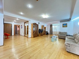 Apartament de vânzare 4 camere, în Bucureşti, zona Herăstrău