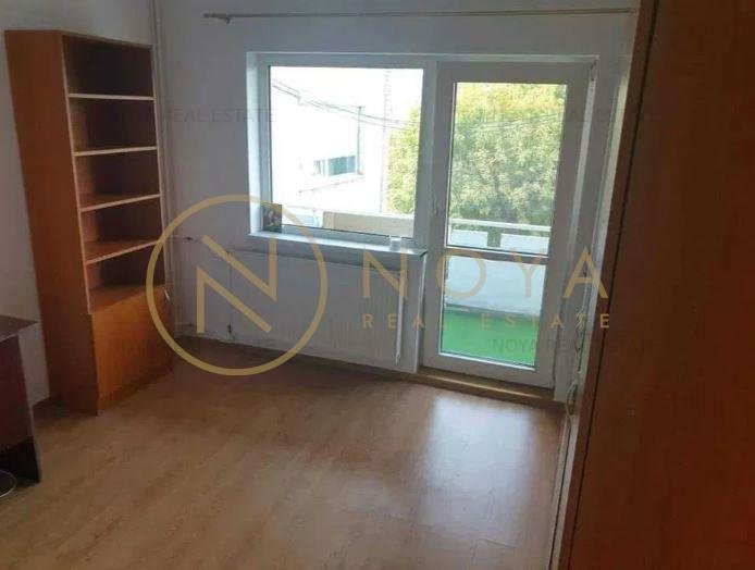 Apartament de 3 camere de vanzare Aviatiei
