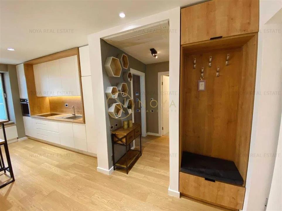 Vanzare apartament 2 camere Aviatiei Promenada cu parcare