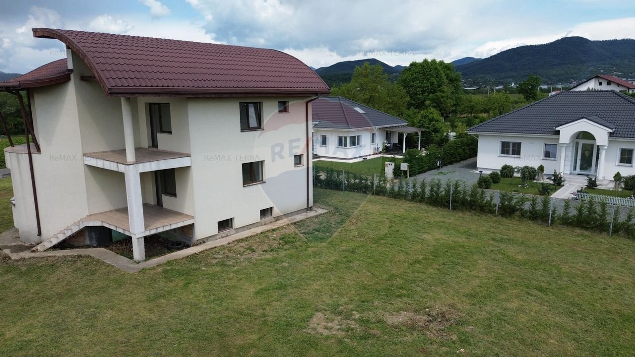 Vila deosebita de vanzare in Sasar