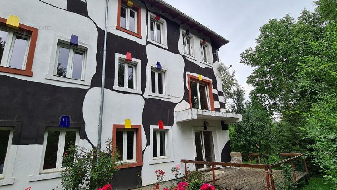 PUCIOASA, PROIECT GRADINITA cu S+P+E+M - 564 m?  si teren - 1.737 m?