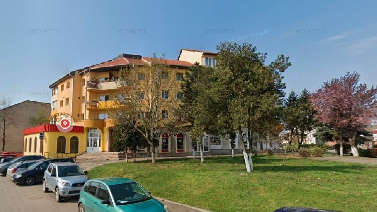 ORASTIE, Spatiu comercial in suprafata de 103 mp
