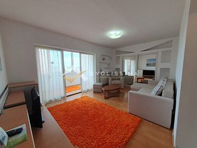 Apartament de închiriat 3 camere, în Brasov, zona Centrul Civic