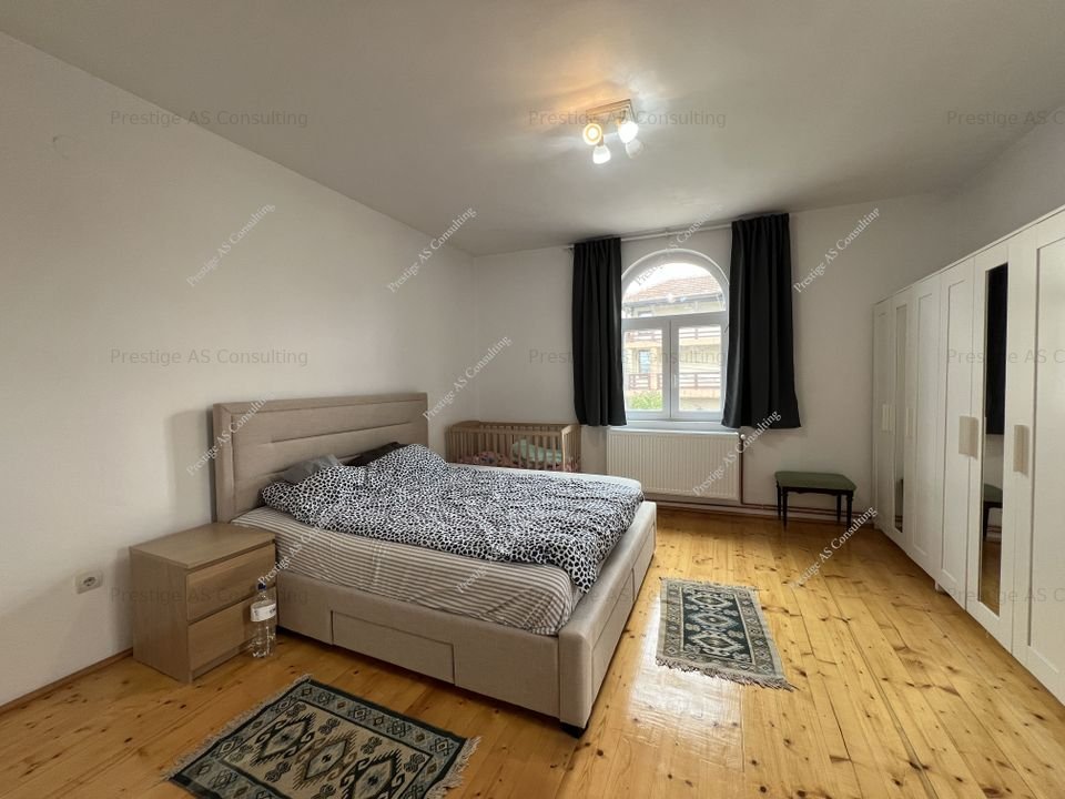 Vila Individuala 6 Camere+Garaj | 500mp Teren | Calea Girocului