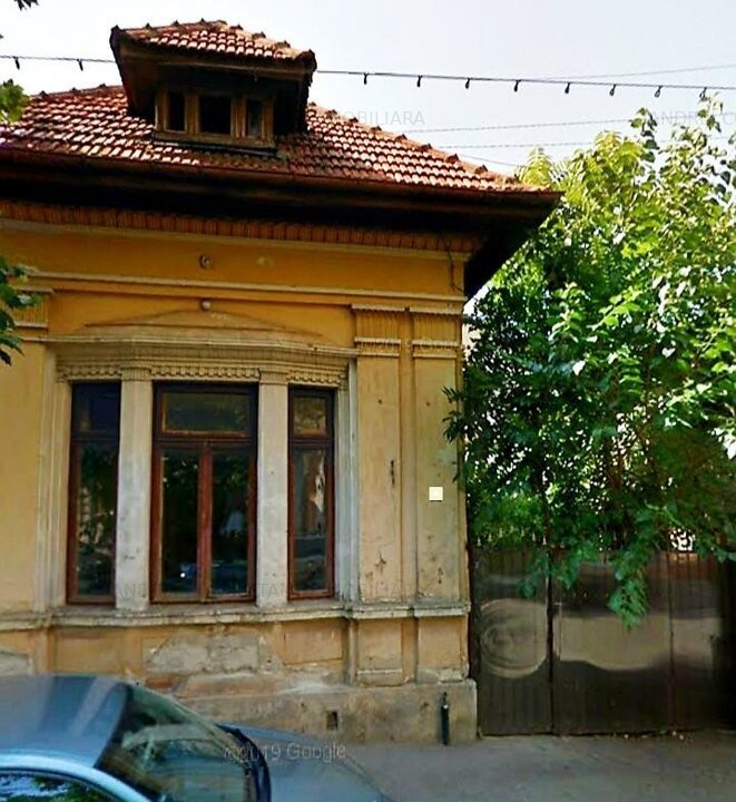 Vanzare casa veche de 288 mp si 440 mp teren in centrul Bucuresti
