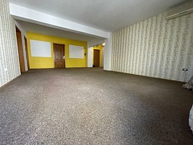 Apartament de vânzare 4 camere, în Bucuresti, zona Primaverii