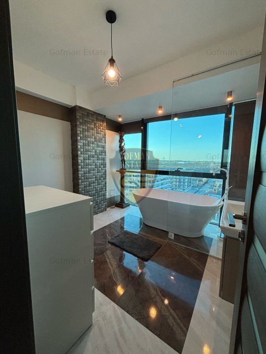 Penthouse 200mp Mamaia Nord JT Tower Hanul cu Peste, Vedere La Mare Si Lac