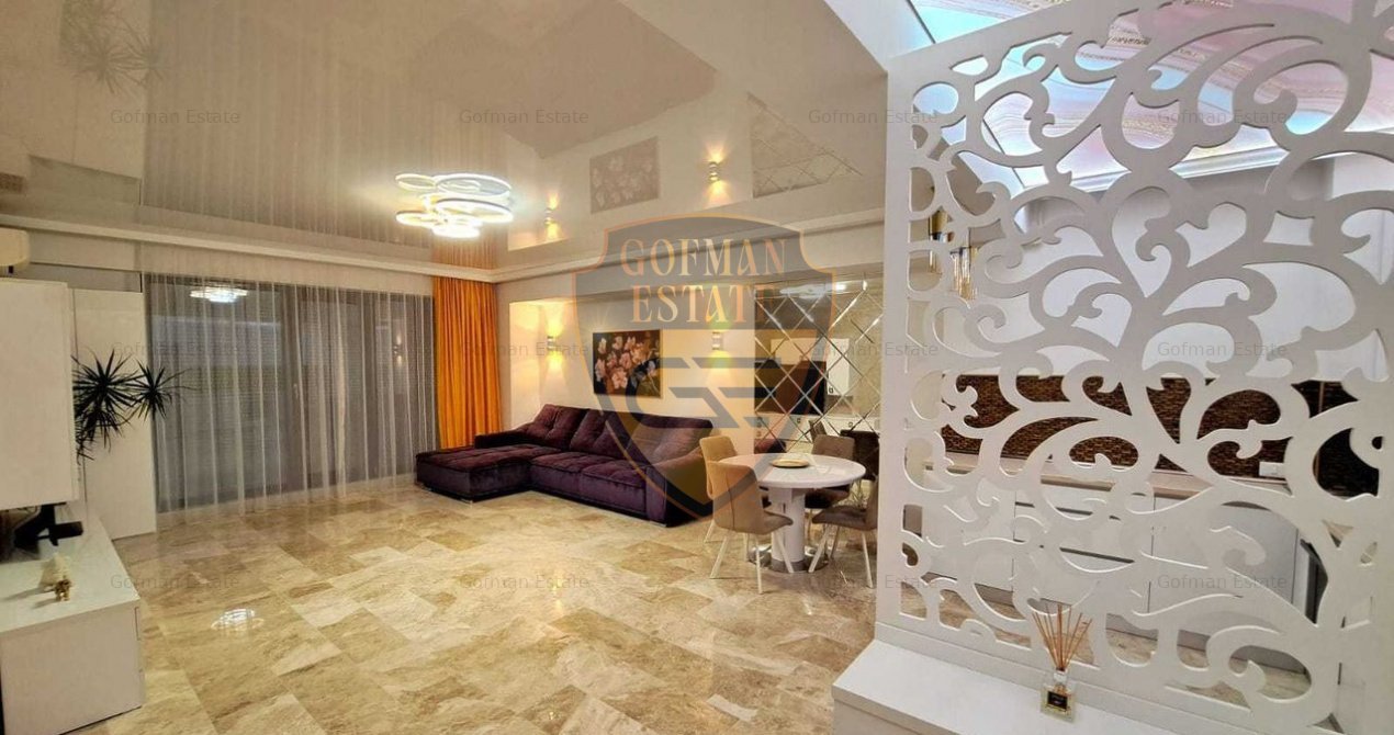 2 Cam, Mamaia, Parcare Privata