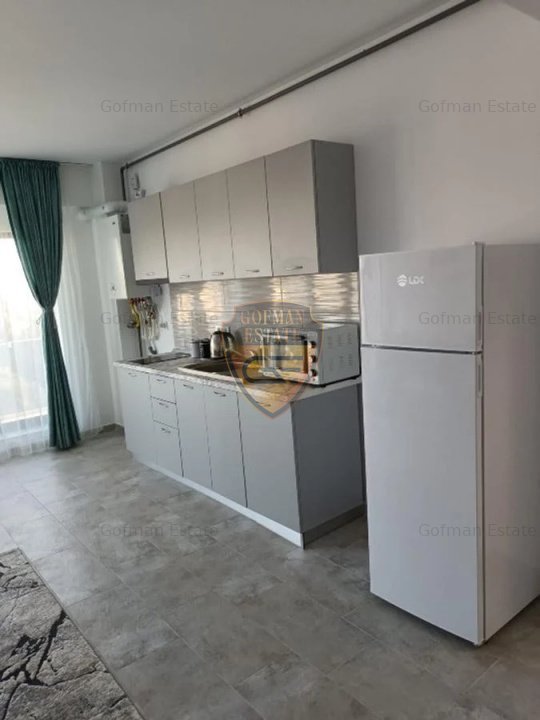 2 Cam, Mamaia Nord, Parcare Privata