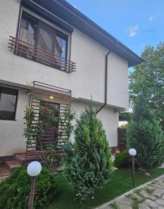 Casa cu 3 camere Mamaia Nord