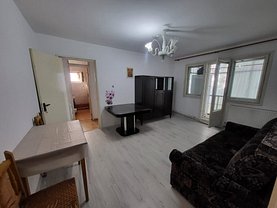 Apartament de vânzare 2 camere, în Bacau, zona Zimbru