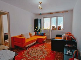 Apartament de vânzare 2 camere, în Bacău, zona Alecu Russo