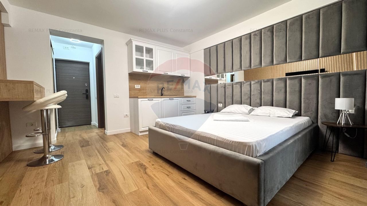 Apartament format din 3 imobile, vedere frontala la mare, Mamaia Nord