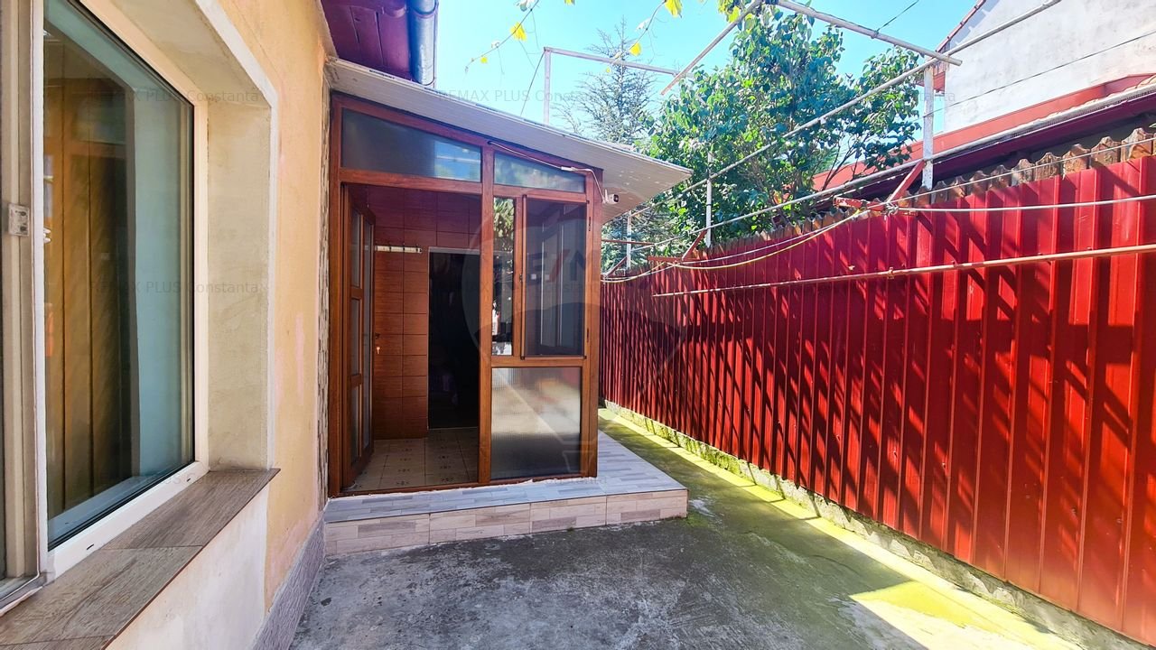 Casa de inchiriat zona Delfinariu Constanta