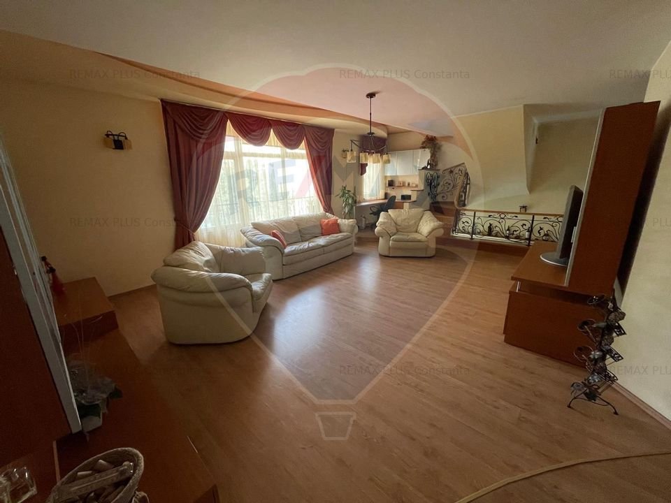 Casa de inchiriat Navodari 4 camere