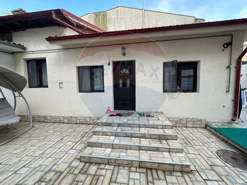 Casa / Vila  de inchiriat in zona Casei de Cultura