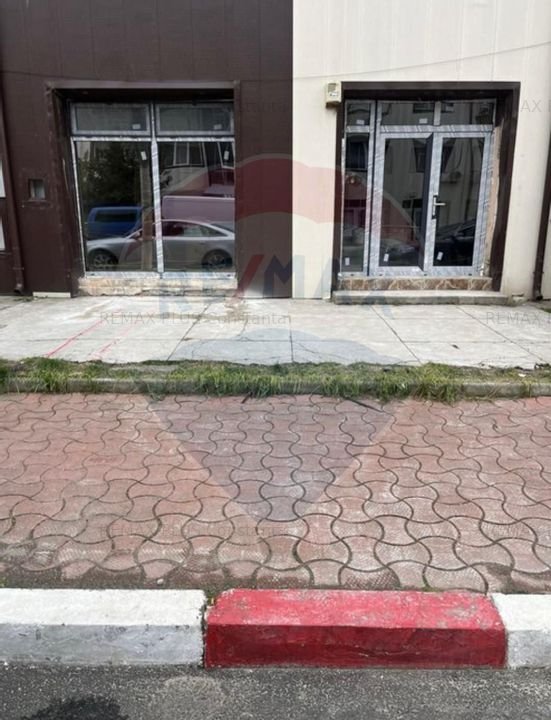 Spatiu comercial de inchiriat in zona Centrala, Navodari