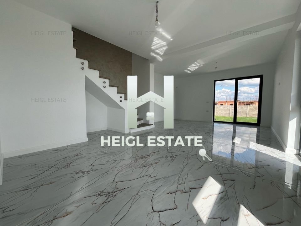 Duplex smart cu pompa de caldura si panouri solare Giroc