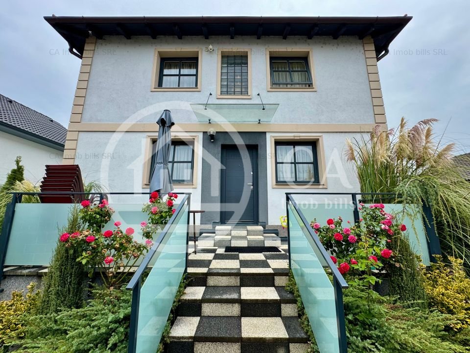 Casa de vanzare cu 6 camere in cartierul Tineretului, Oradea
