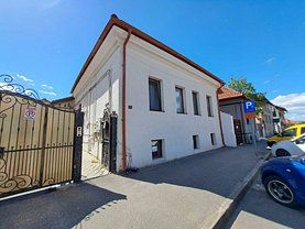 Casa de vânzare 7 camere, în Braşov, zona Central