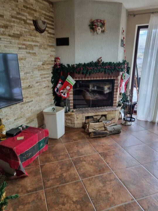 Casa tip duplex,zona Tautului